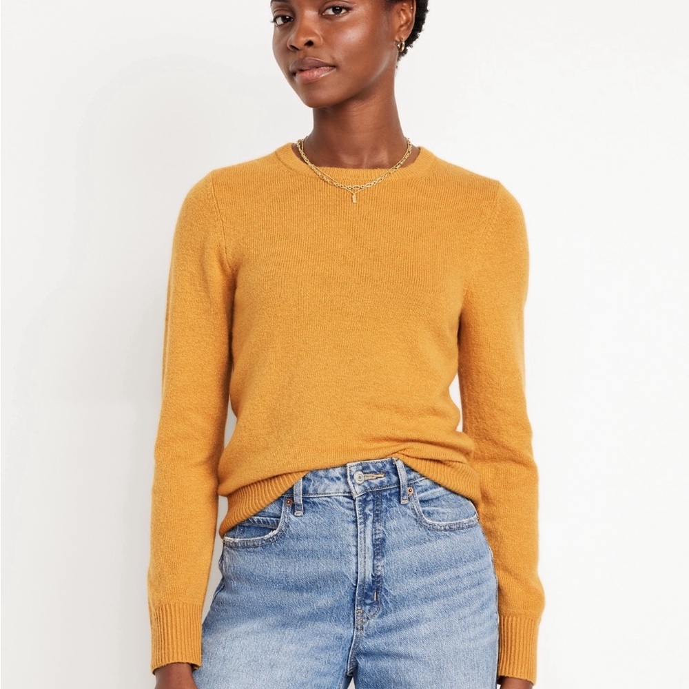 Old Navy Women's Golden Sweater